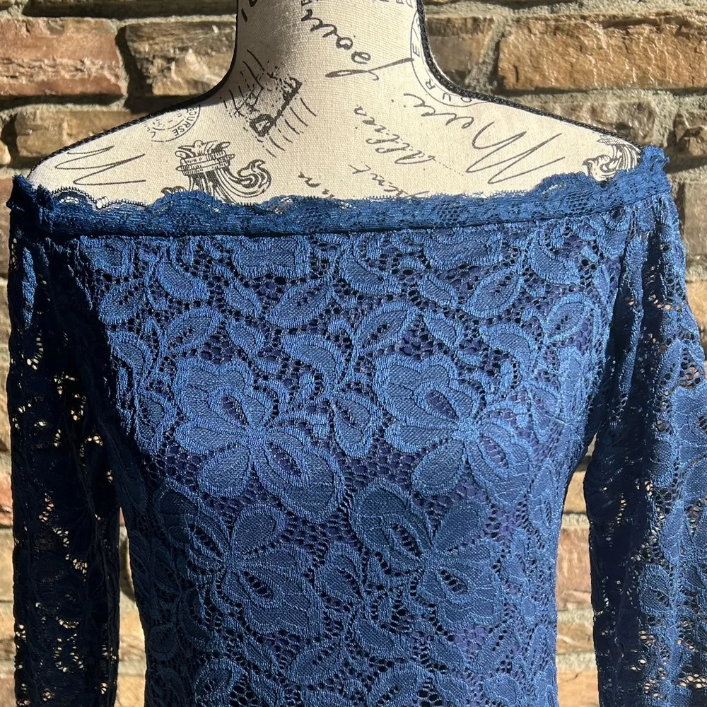 Kate Kasin Off- Shoulder Lace Top - Picture 6 of 9